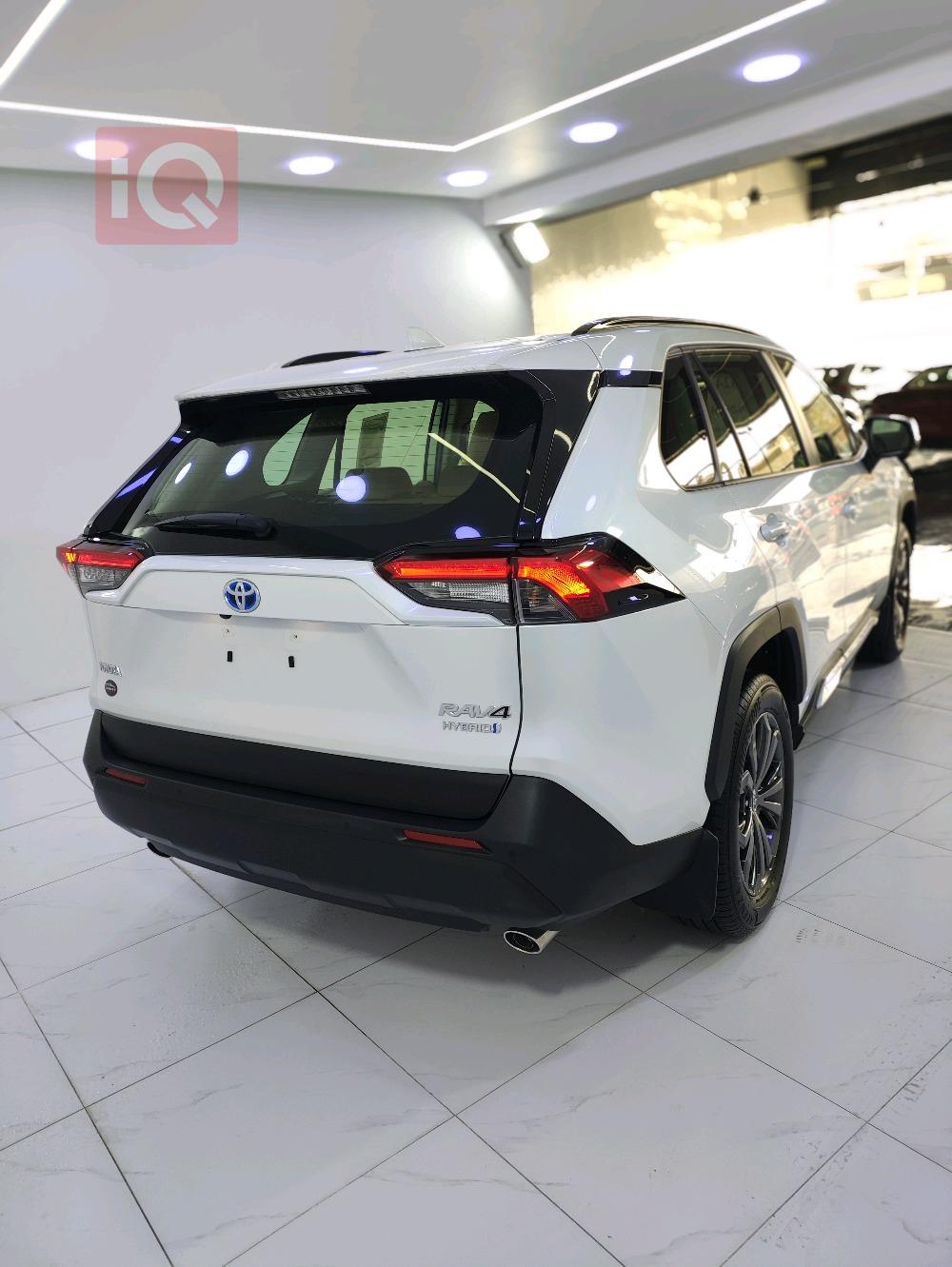 تويوتا راف 4